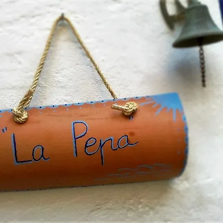Pepa Bajondillo *